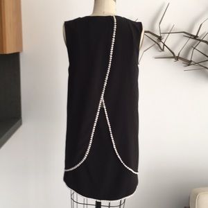 Karen Zambos black mini Dress